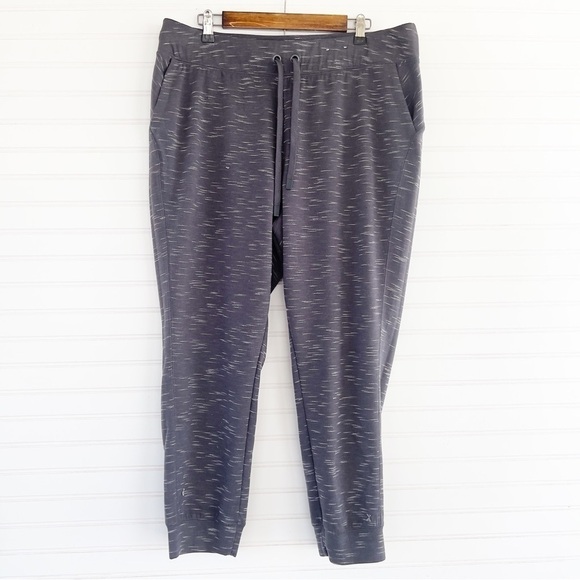 Xersion women’s Jogger sweatpants Size XL - Picture 1 of 8